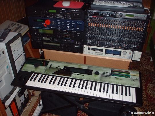 Volker Warmers Homestudio MIDI Equipment